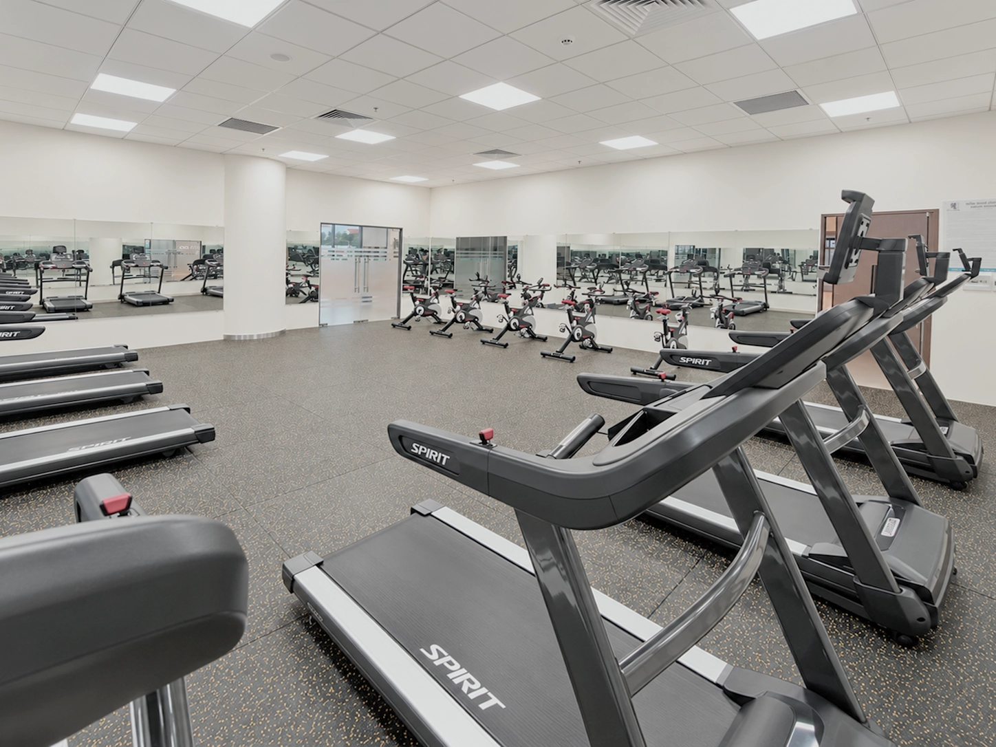 Không gian phòng Gym Cao Ốc Tân Thuận - ảnh 4